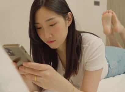 Chồng của vợ có quan hệ ngoại tình lén lút với người hàng xóm
